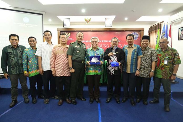 Komisi Yudisial (KY) menggelar acara Sosialisasi dan Penjaringan Calon Hakim Agung (CHA) Tahun 2018 di Aula Gedung Pascasarjana Universitas Muhammadiyah Sumatera Utara (UMSU), Jumat